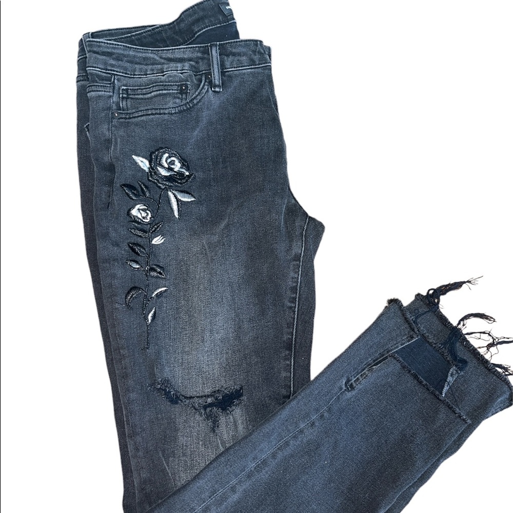 Cult of Individuality jeans size 32 black distressed embroidered